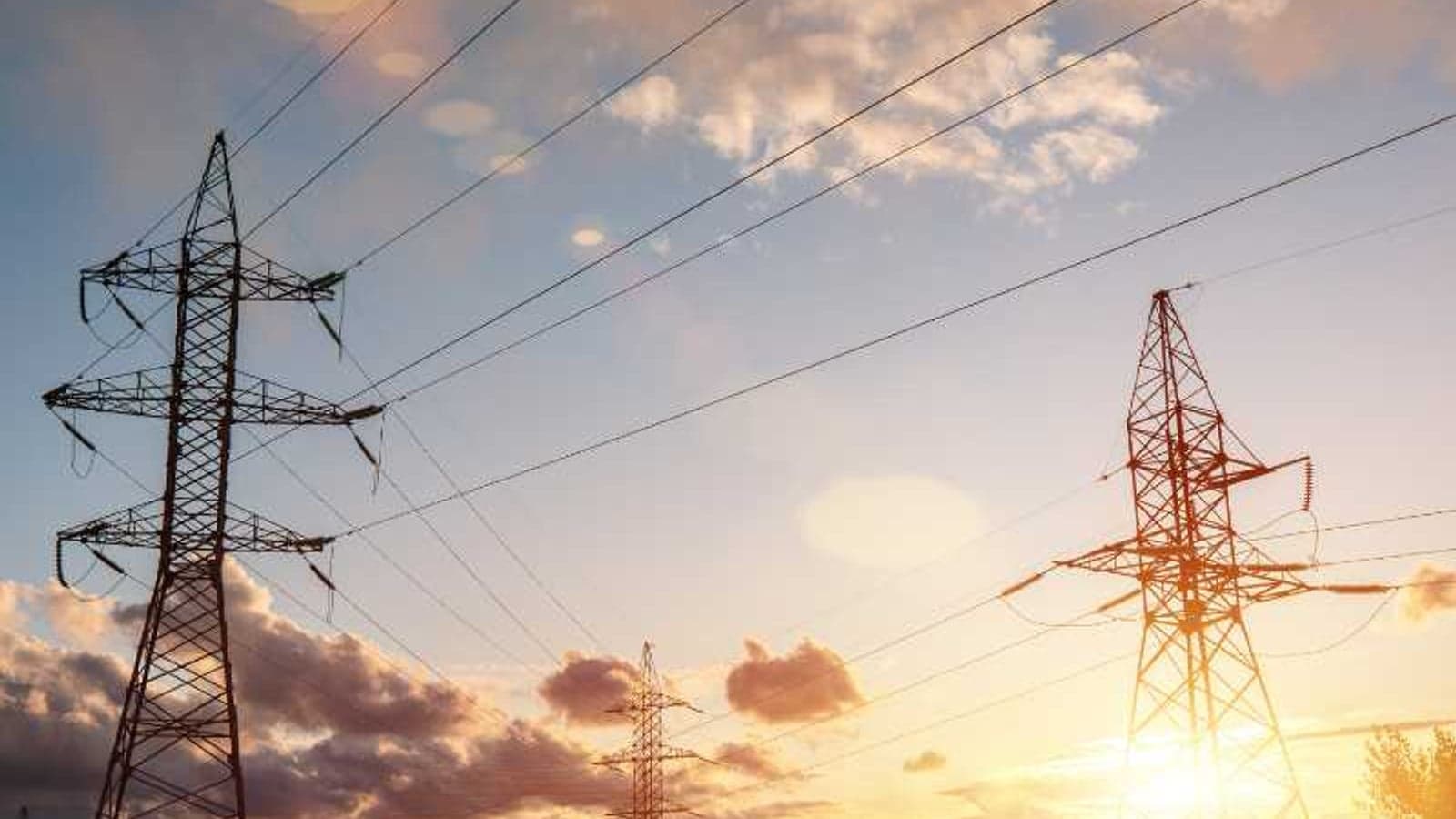 Avangrid commissions $1.65bn US-Canada hydropower HVDC line