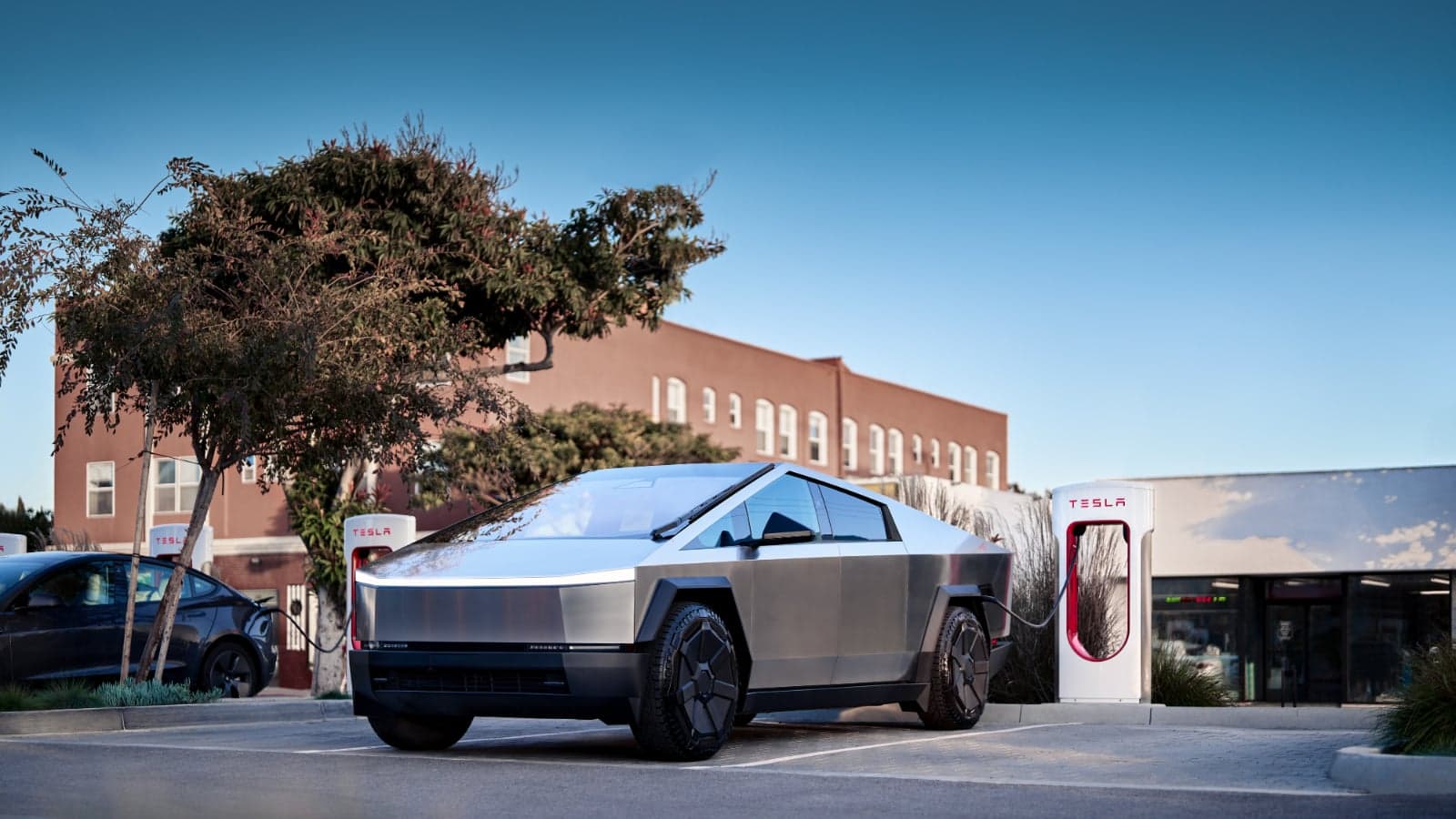 How Swedish, US and UK utilities are furthering V2G tech